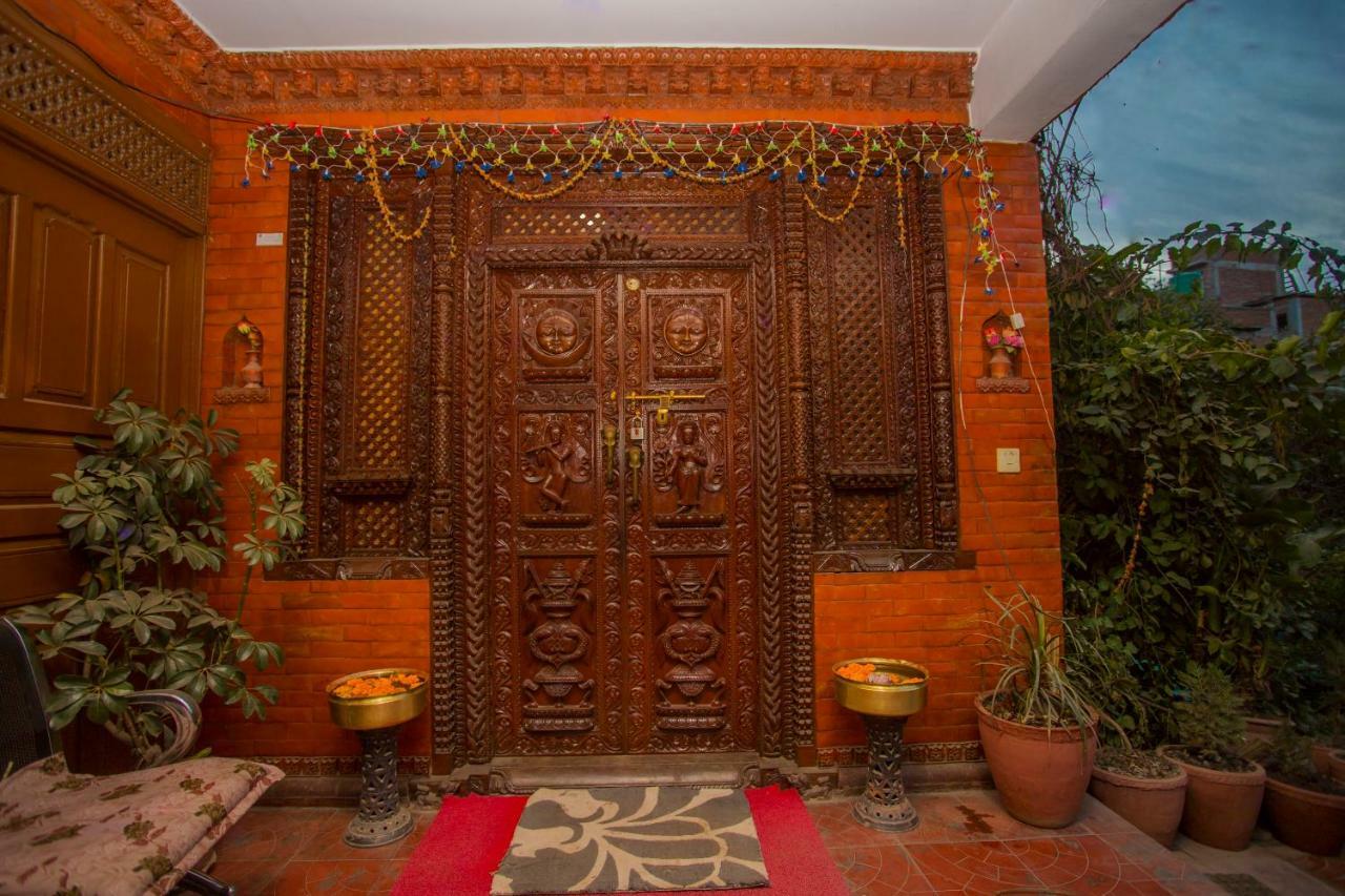 Heart Of Bhaktapur Guest House Bagian luar foto