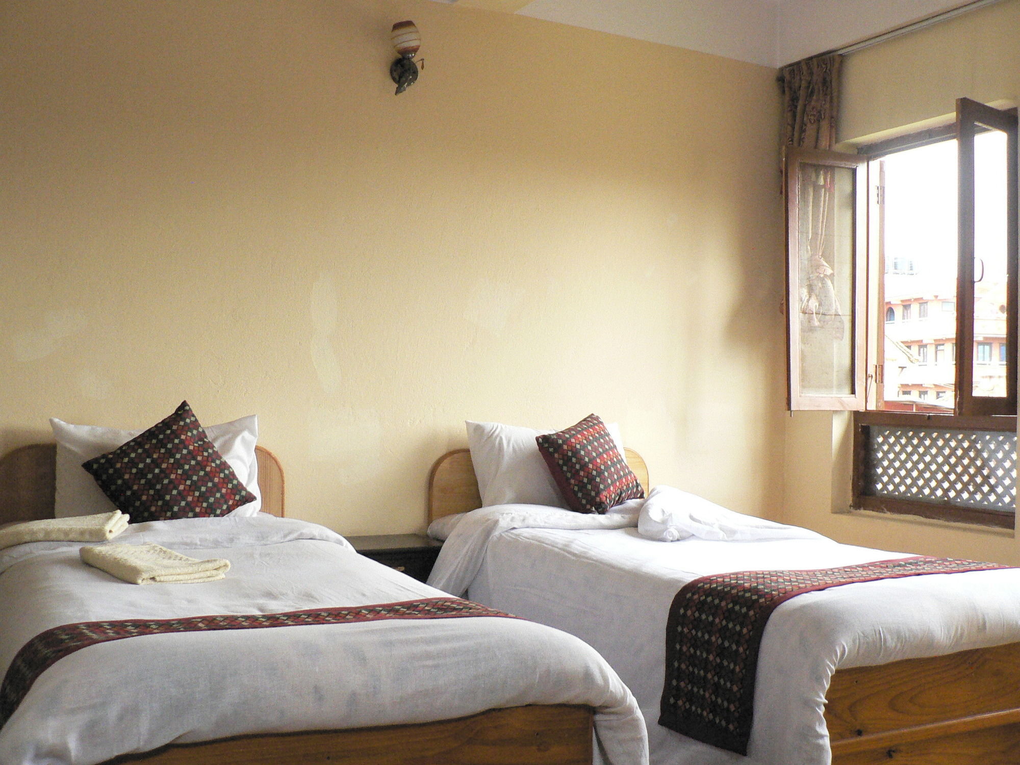 Heart Of Bhaktapur Guest House Bagian luar foto