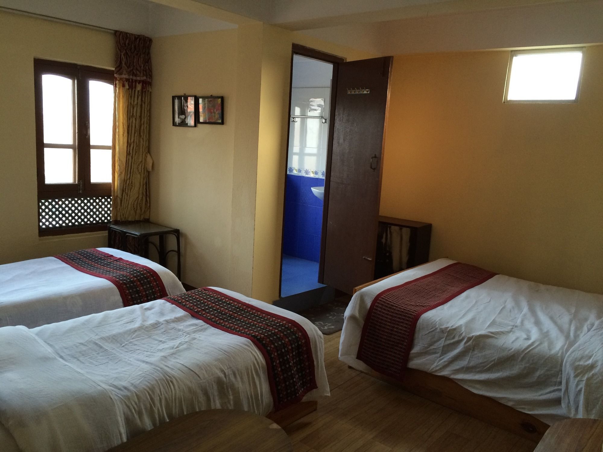 Heart Of Bhaktapur Guest House Bagian luar foto