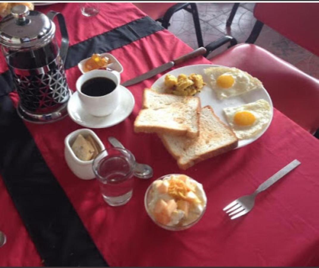 Heart Of Bhaktapur Guest House Bagian luar foto